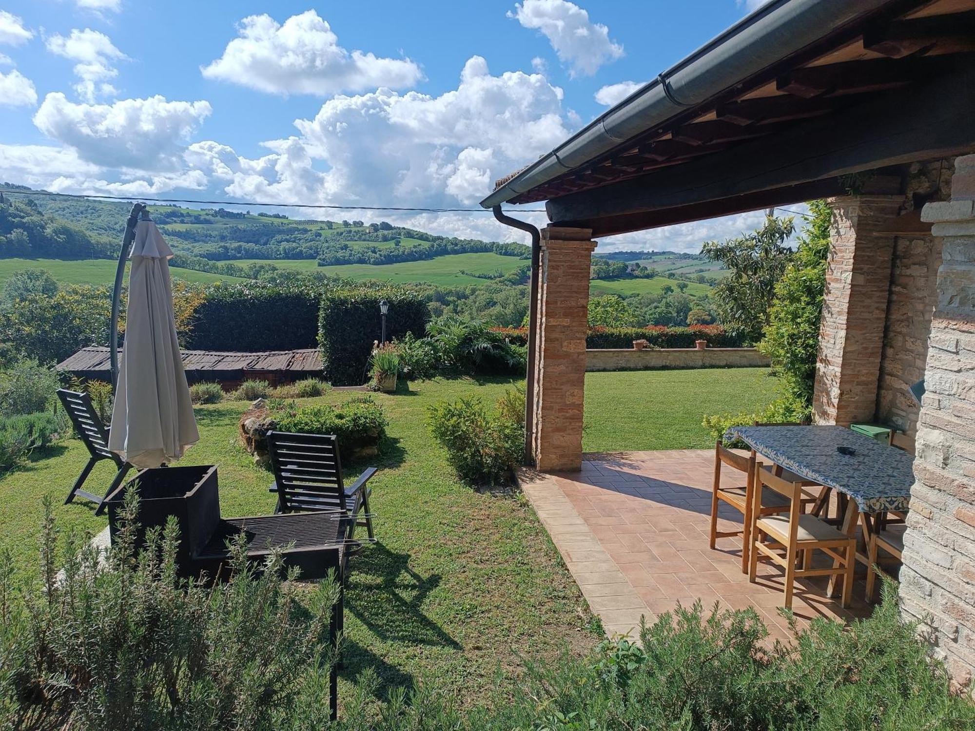 Vila La Piccola Fattoria Todi Exteriér fotografie
